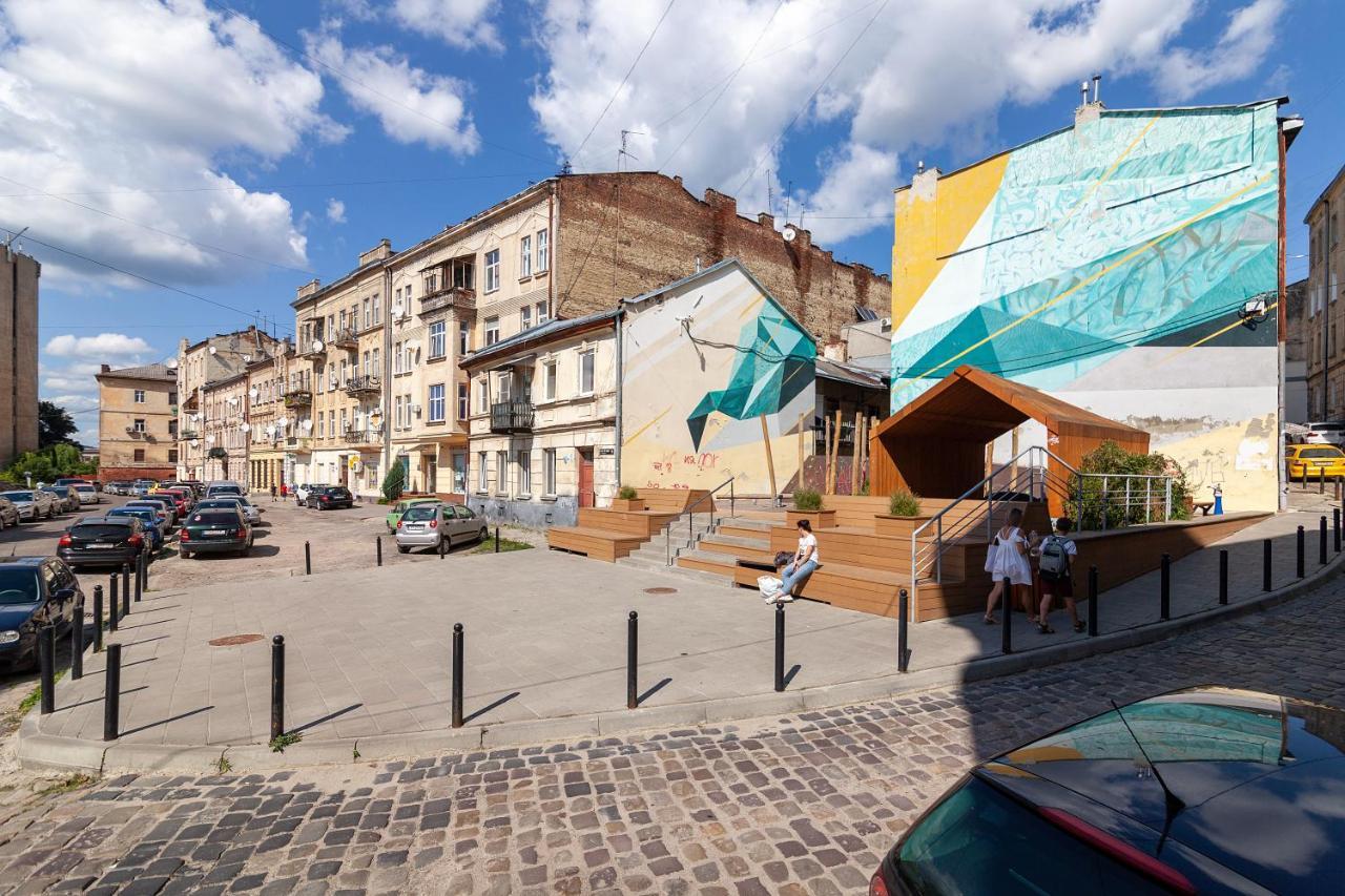 Studio Near Opera Lviv Buitenkant foto